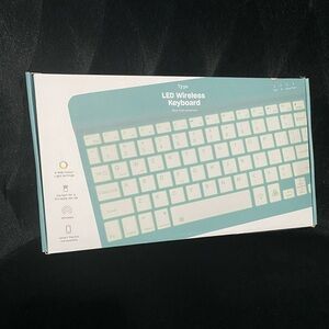 Typo - Teal wireless keyboard